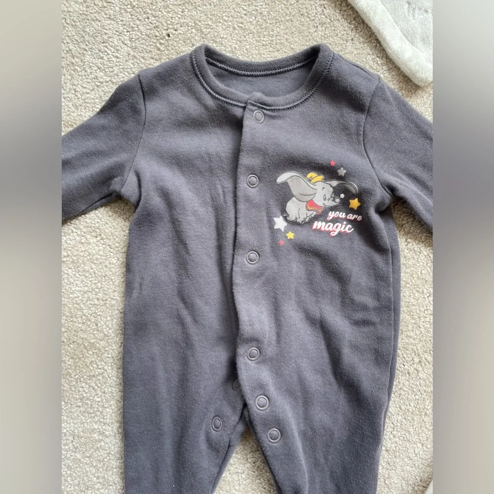 Dumbo Tiny baby Bundle - Picture 3 of 5